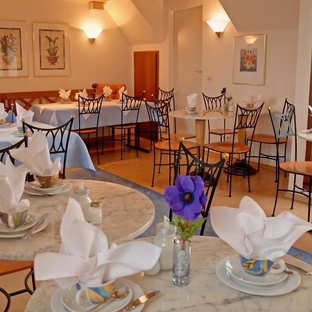 Stadthotel Констанц Екстериор снимка