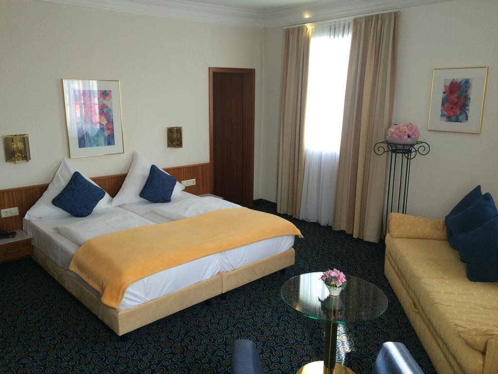 Stadthotel Констанц Екстериор снимка