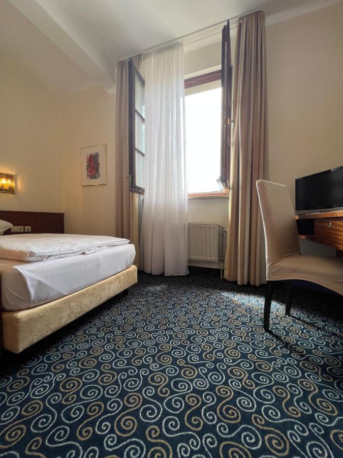Stadthotel Констанц Екстериор снимка
